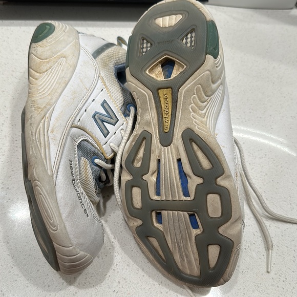 New Balance sneakers - Picture 3 of 3